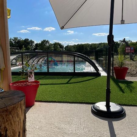 Bed and Breakfast La Petite Ferme Maze Экстерьер фото