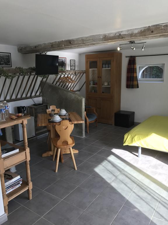 Bed and Breakfast La Petite Ferme Maze Экстерьер фото